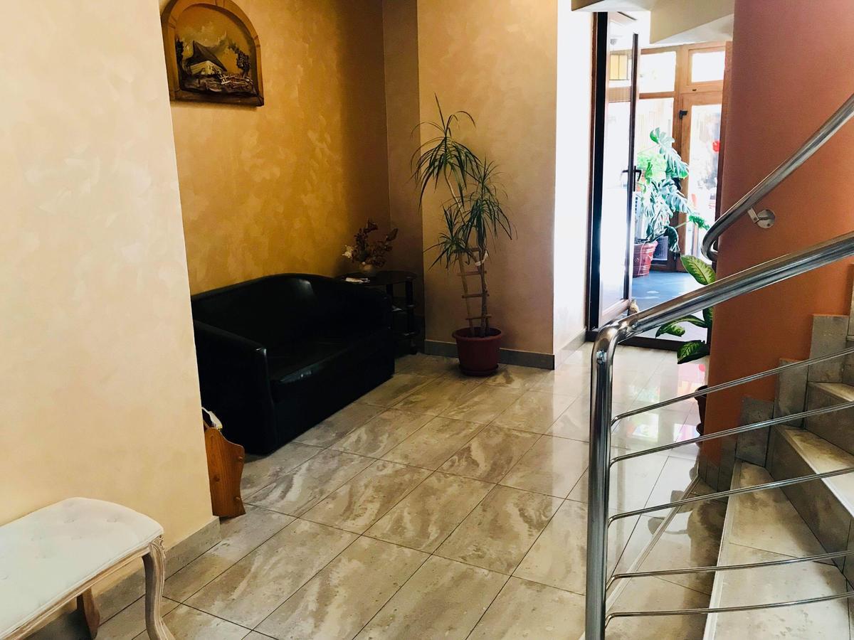 Hotel Palace Târgu Jiu Zewnętrze zdjęcie